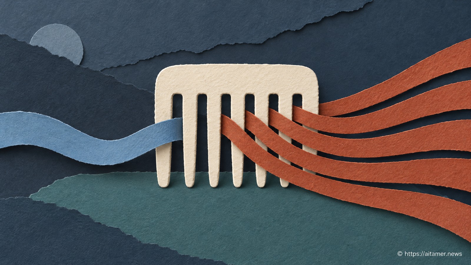 One cream paper comb serves a blue single-row ribbon on one side and several rust scoring ribbons on the other.